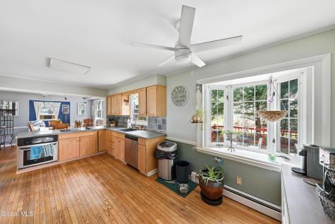 2 Valdepenas Lane Clifton Park NY 12065