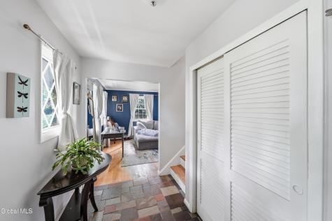 2 Valdepenas Lane Clifton Park NY 12065