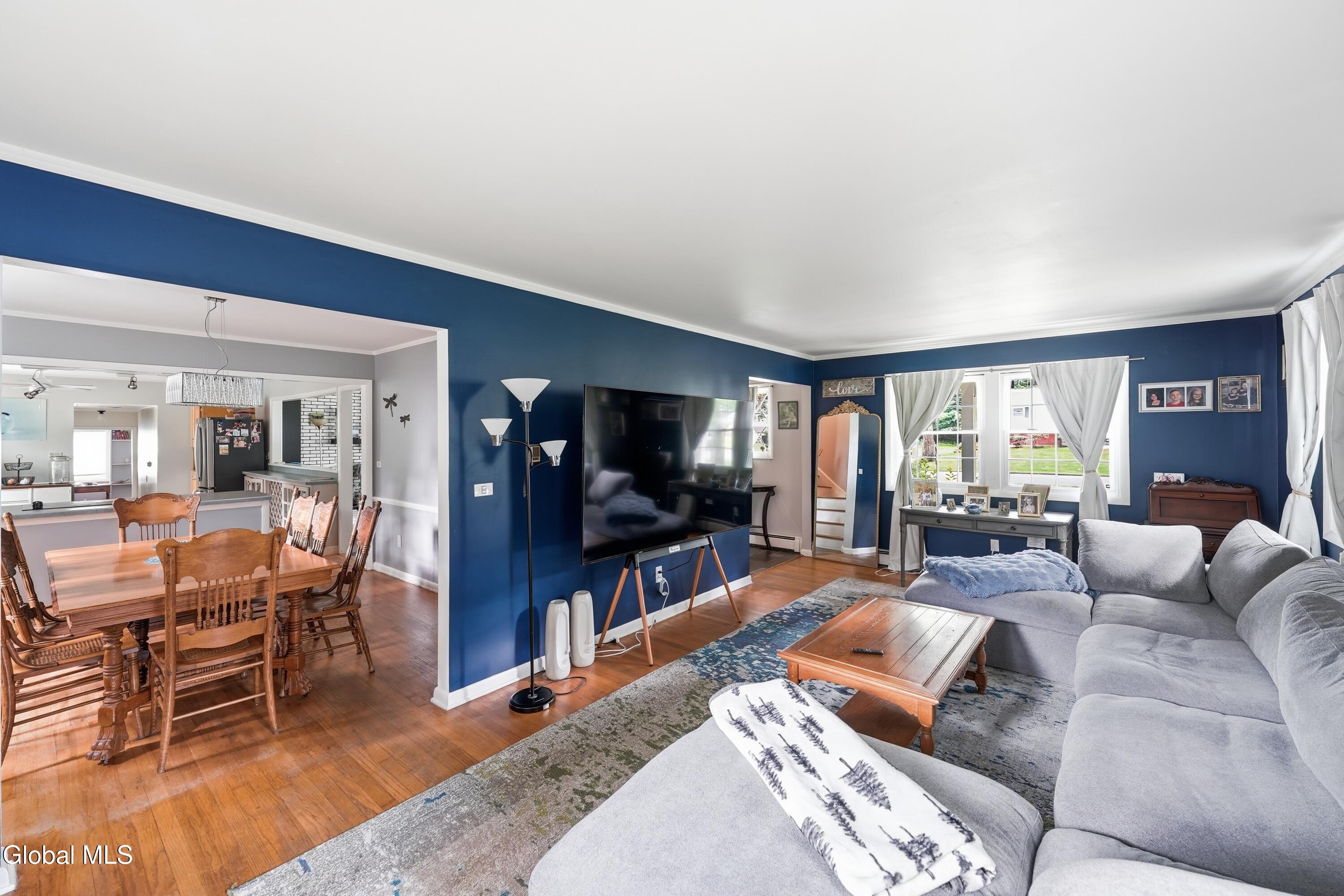 2 Valdepenas Lane Clifton Park NY 12065
