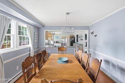 2 Valdepenas Lane Clifton Park NY 12065
