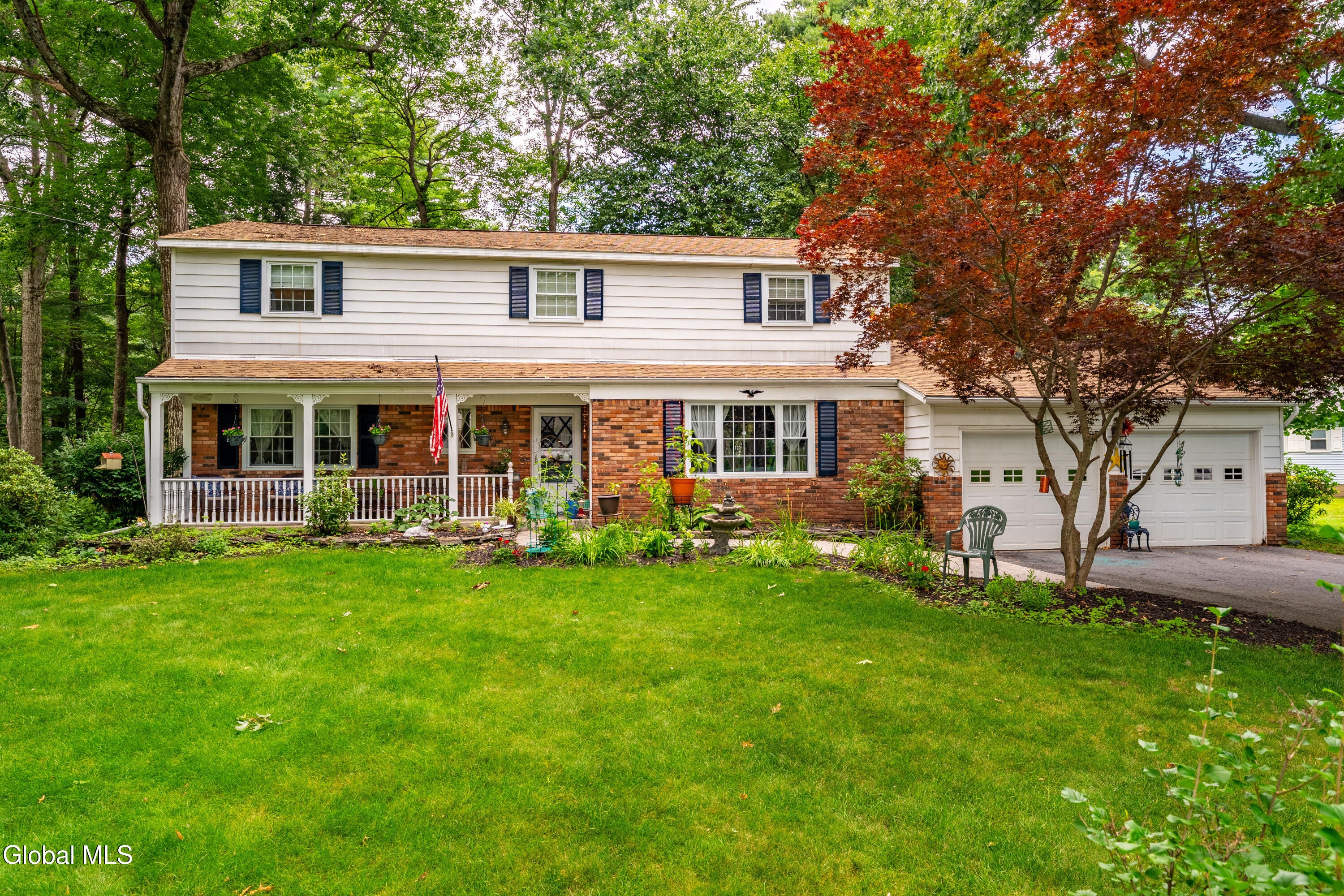 2 Valdepenas Lane Clifton Park NY 12065