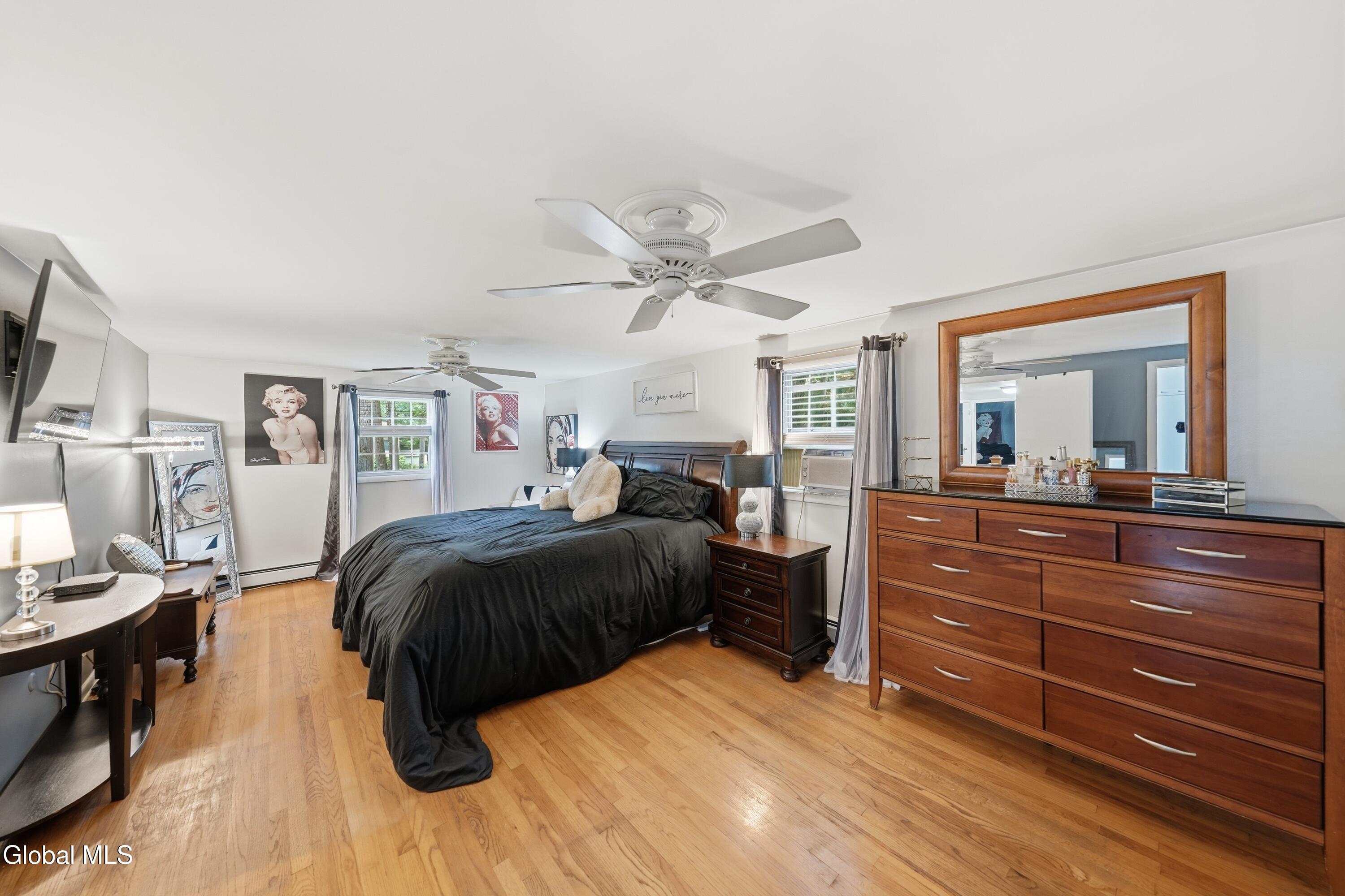 2 Valdepenas Lane Clifton Park NY 12065