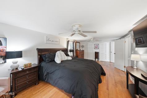 2 Valdepenas Lane Clifton Park NY 12065
