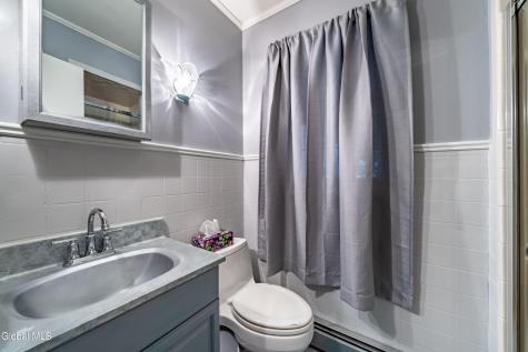2 Valdepenas Lane Clifton Park NY 12065