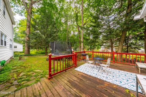 2 Valdepenas Lane Clifton Park NY 12065