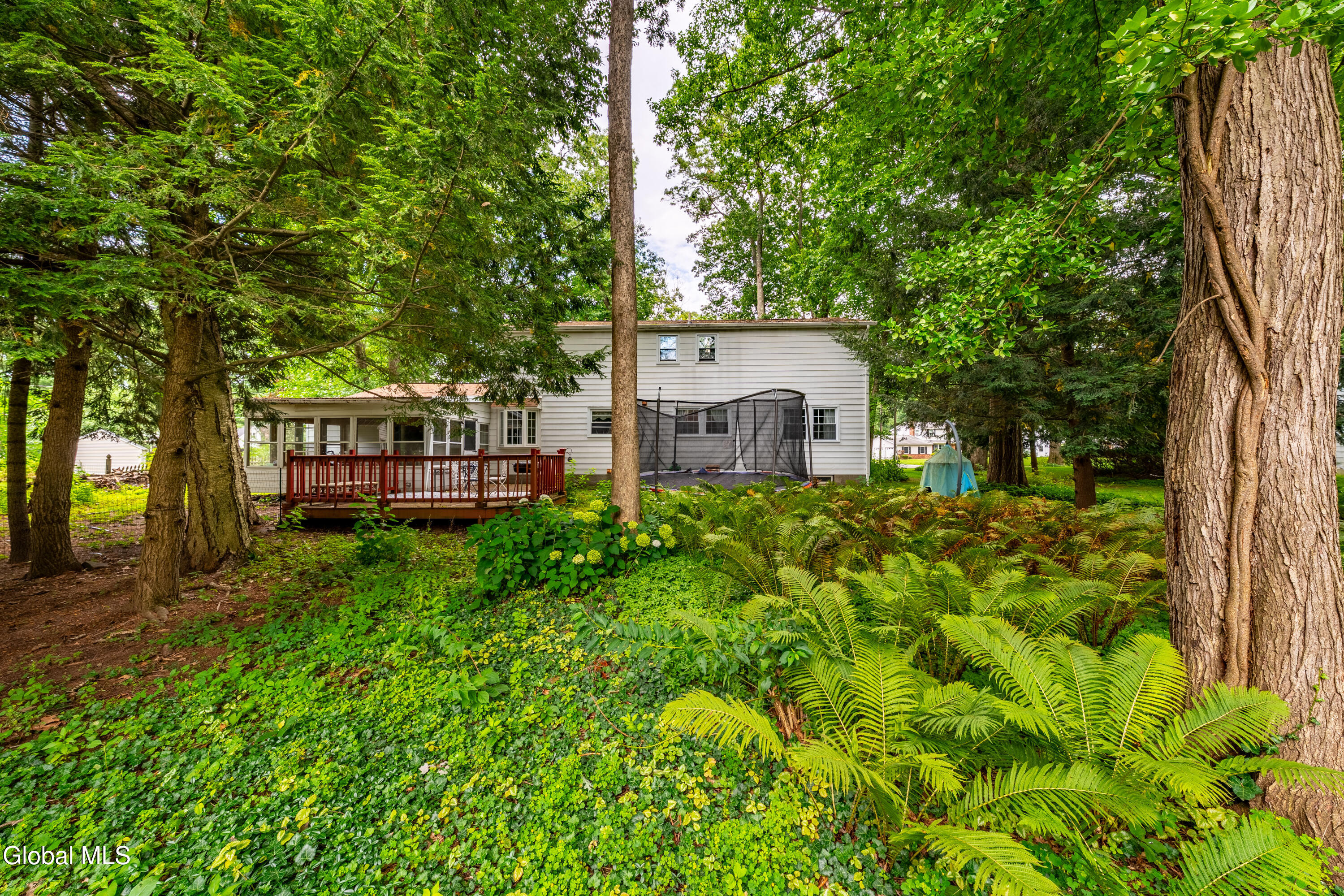 2 Valdepenas Lane Clifton Park NY 12065