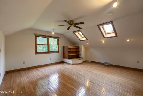 33 Armstrong Circle Altamont NY 12009