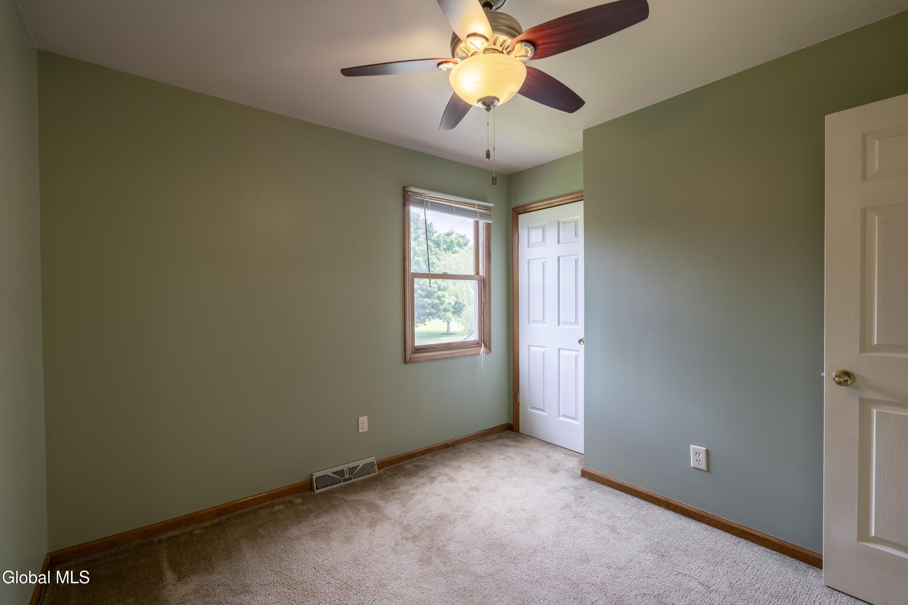 33 Armstrong Circle Altamont NY 12009