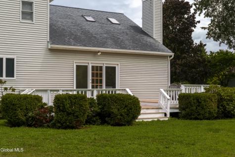 33 Armstrong Circle Altamont NY 12009