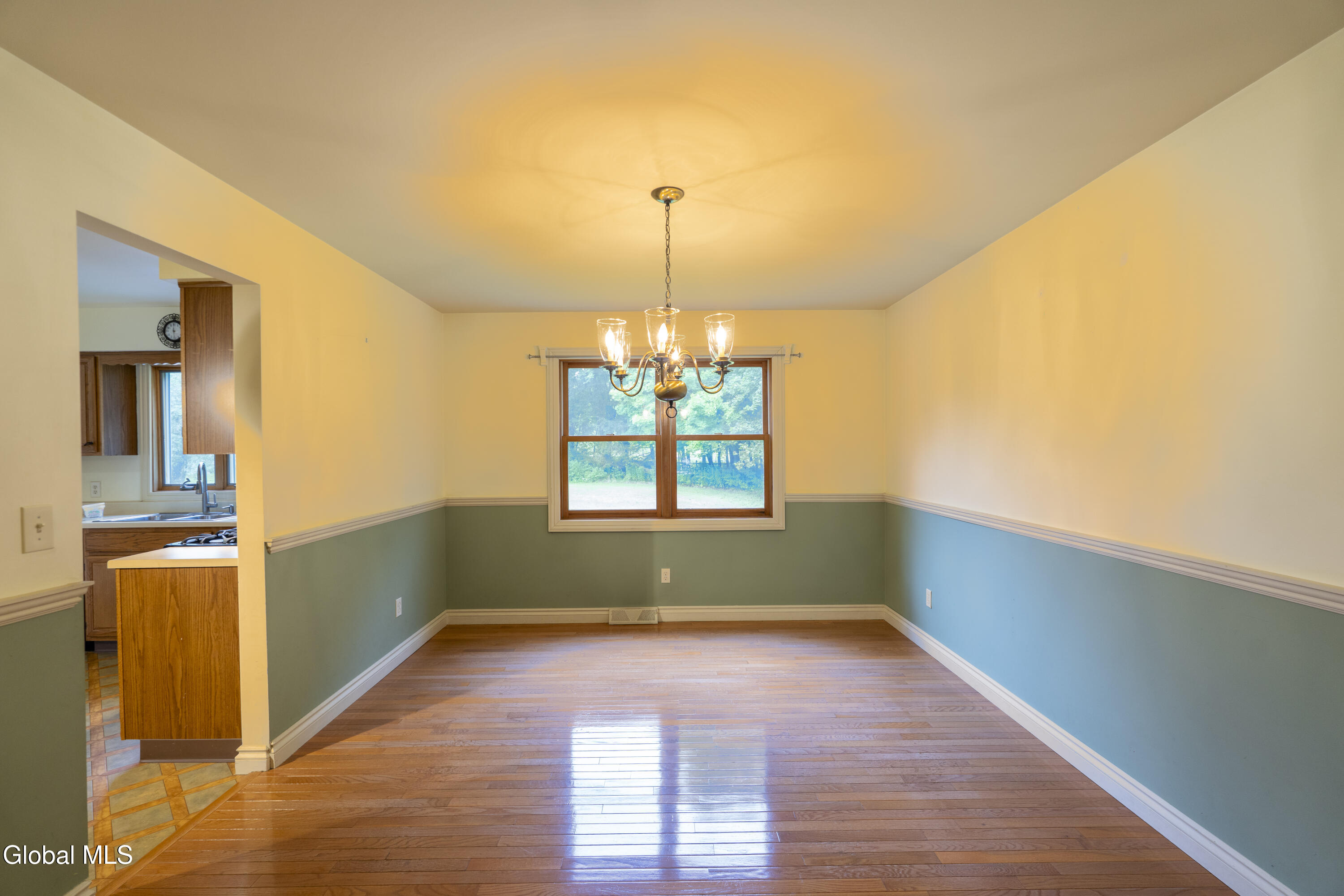 33 Armstrong Circle Altamont NY 12009