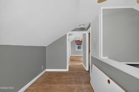 14 Fletcher Road Guilderland NY 12203