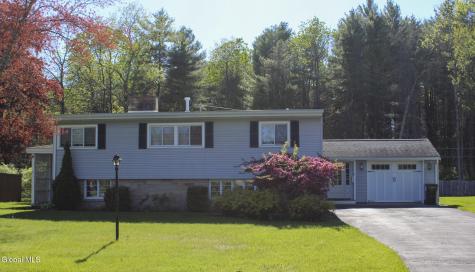 11 Hughes Court Queensbury NY 12804