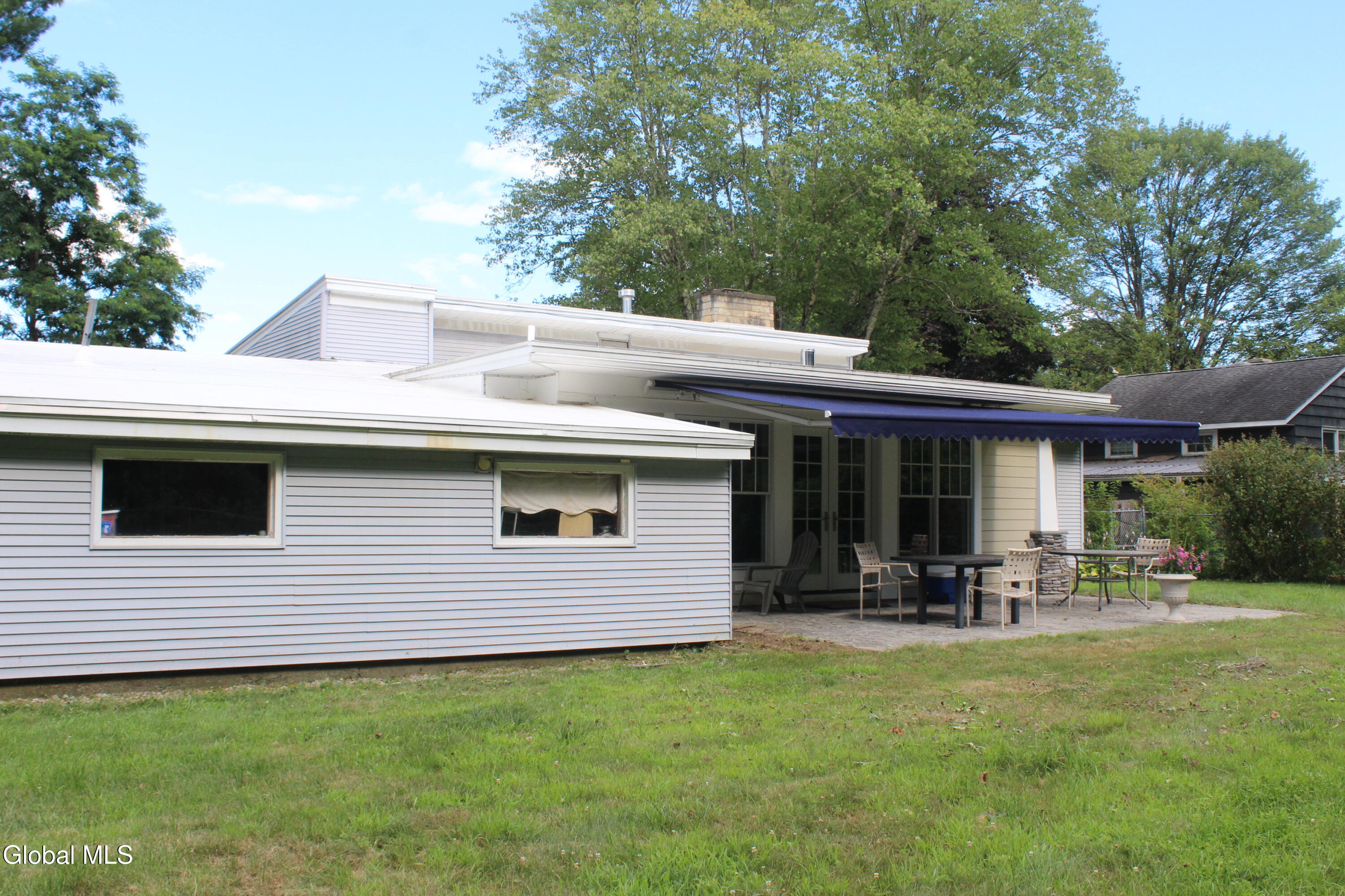 11 Hughes Court Queensbury NY 12804