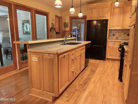 11 Hughes Court Queensbury NY 12804