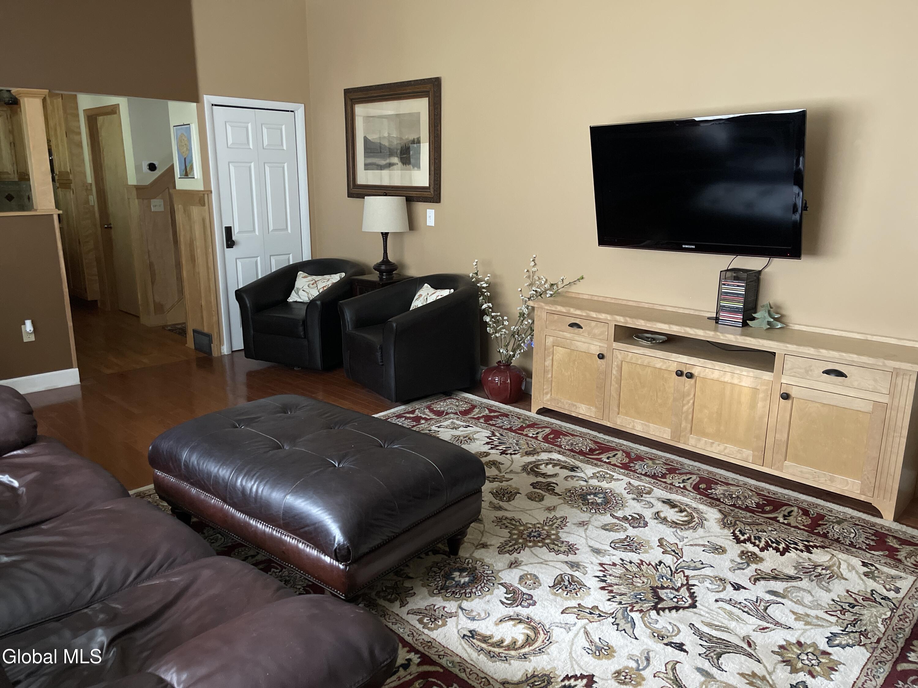 11 Hughes Court Queensbury NY 12804