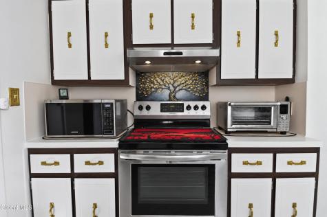 11 Monroe Street Gloversville NY 12078