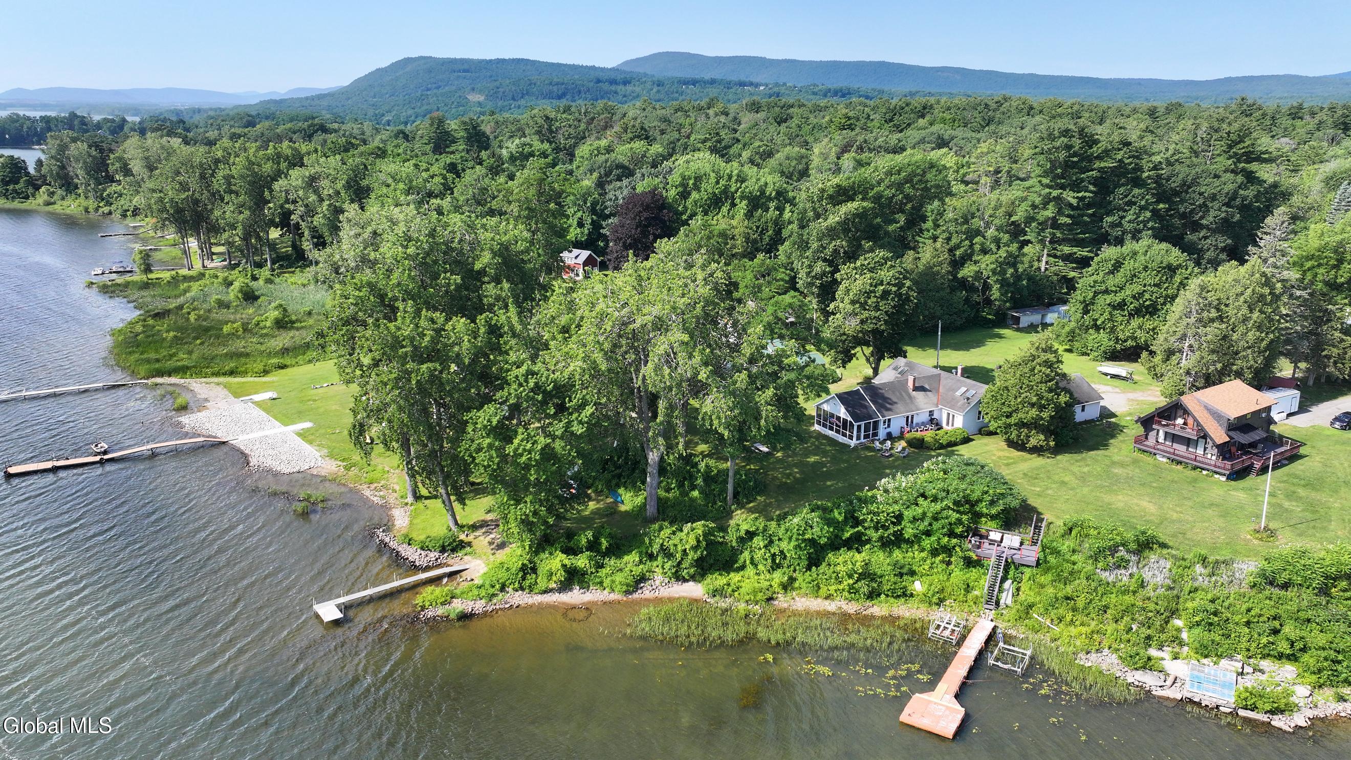 6 Berry Patch Lane Crown Point NY 12928