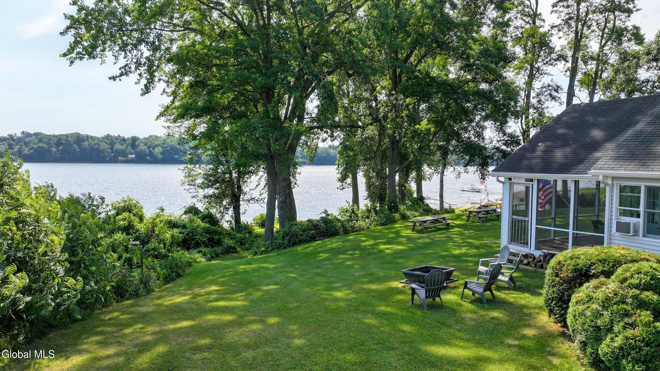 6 Berry Patch Lane Crown Point NY 12928