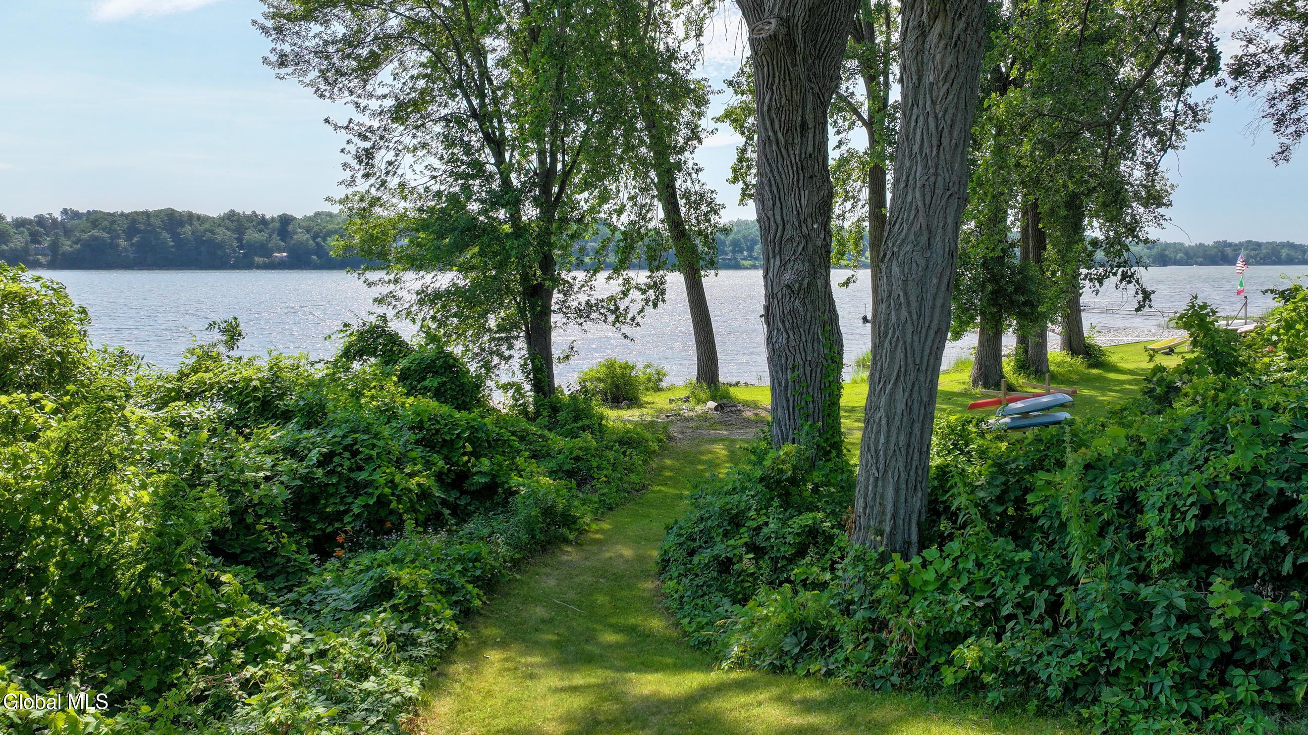 6 Berry Patch Lane Crown Point NY 12928