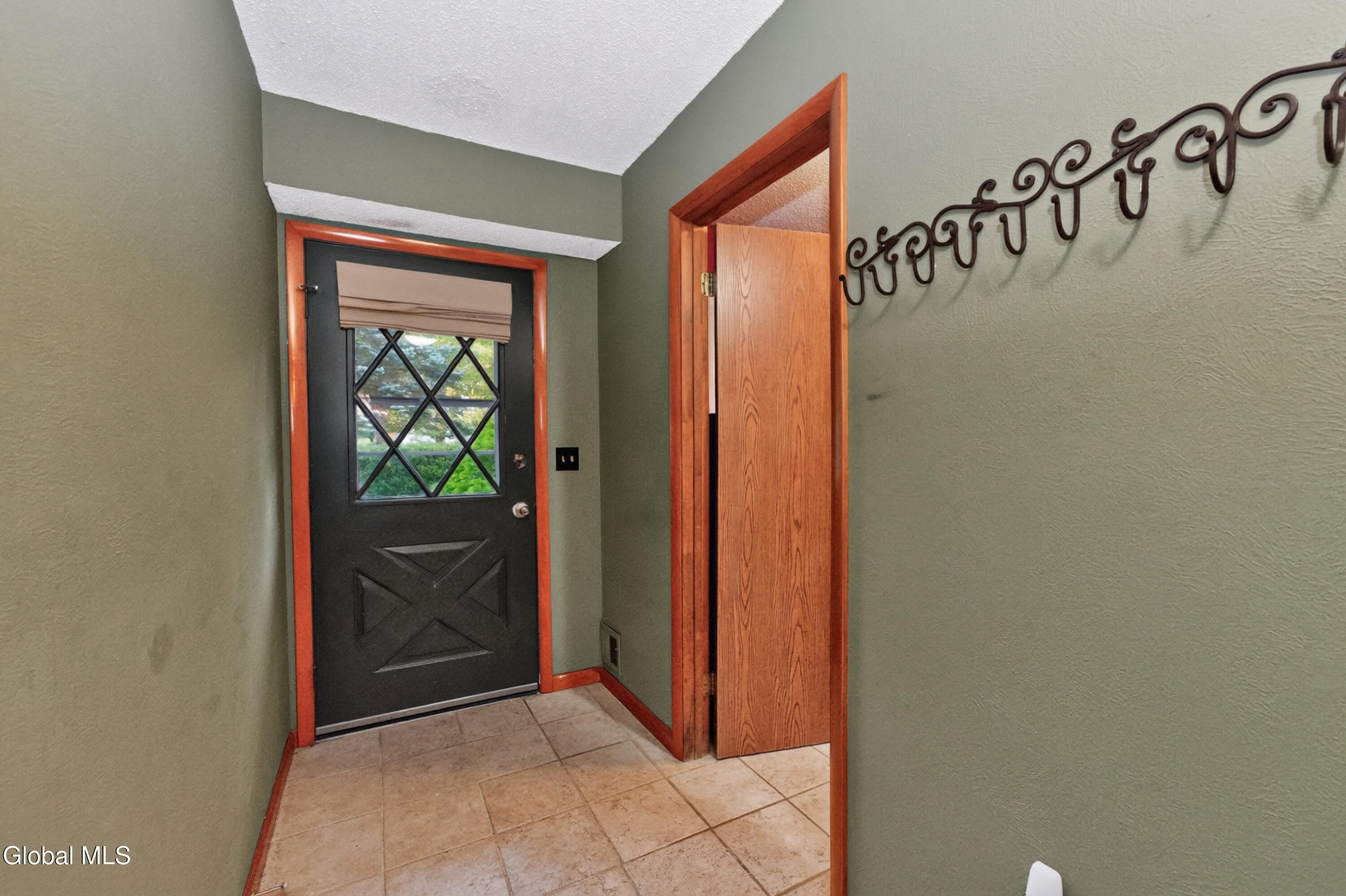 23 Lexington Drive Clifton Park NY 12065