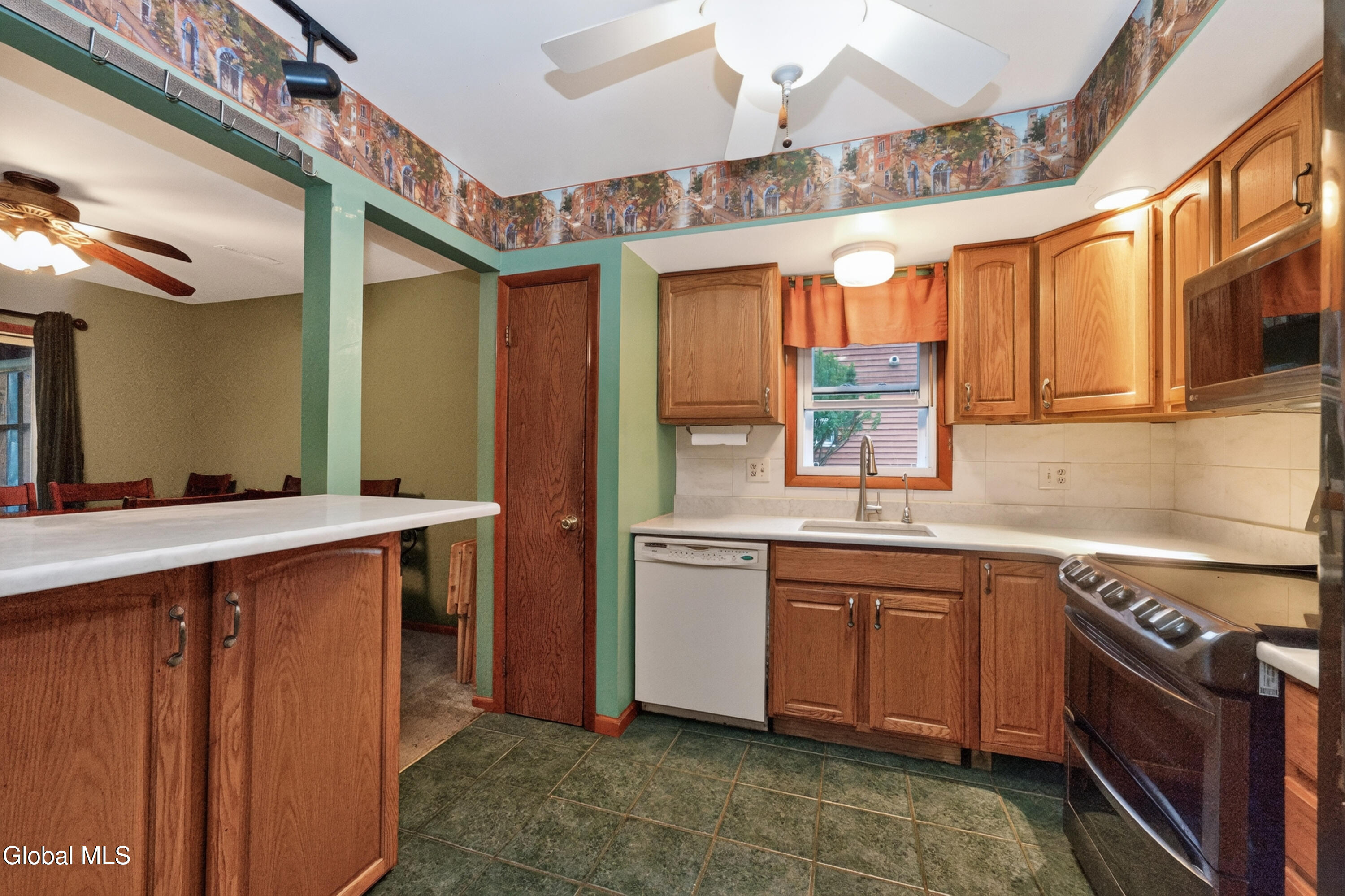 23 Lexington Drive Clifton Park NY 12065