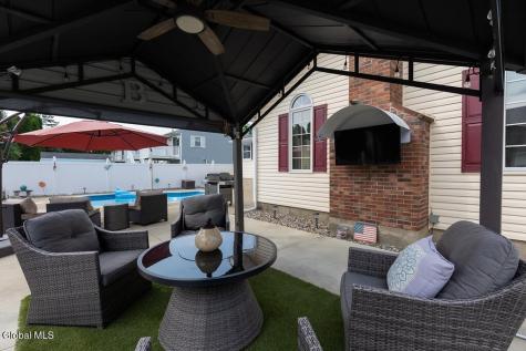 6 Long Avenue Latham NY 12110