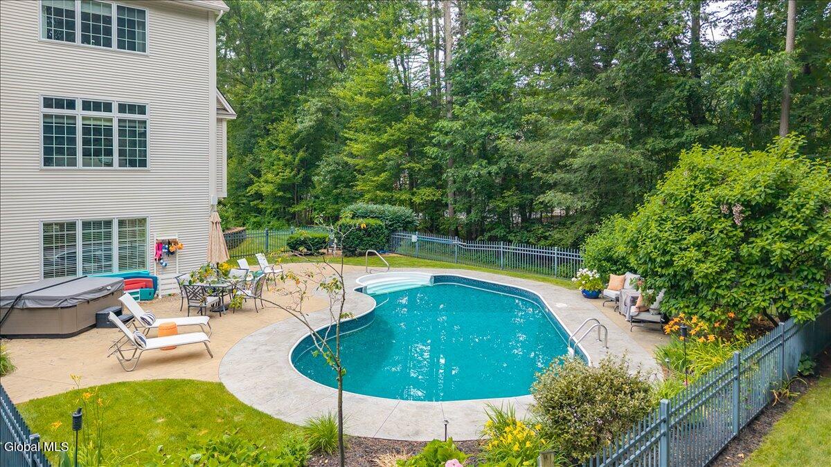 9 Cherry Tree Lane Saratoga Springs NY 12866