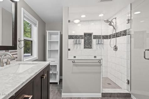 11 Grandview Drive Latham NY 12110