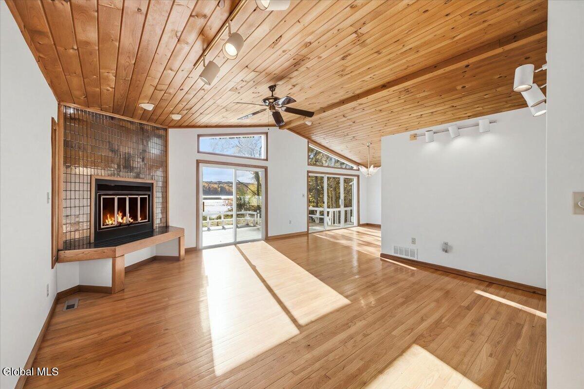 20 Beach Road Clifton Park NY 12065