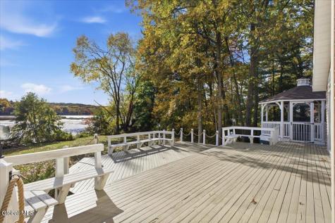 20 Beach Road Clifton Park NY 12065