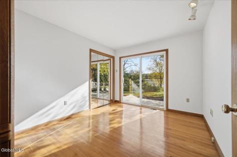 20 Beach Road Clifton Park NY 12065