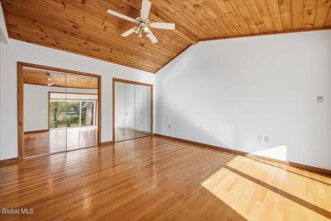 20 Beach Road Clifton Park NY 12065