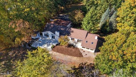 20 Beach Road Clifton Park NY 12065
