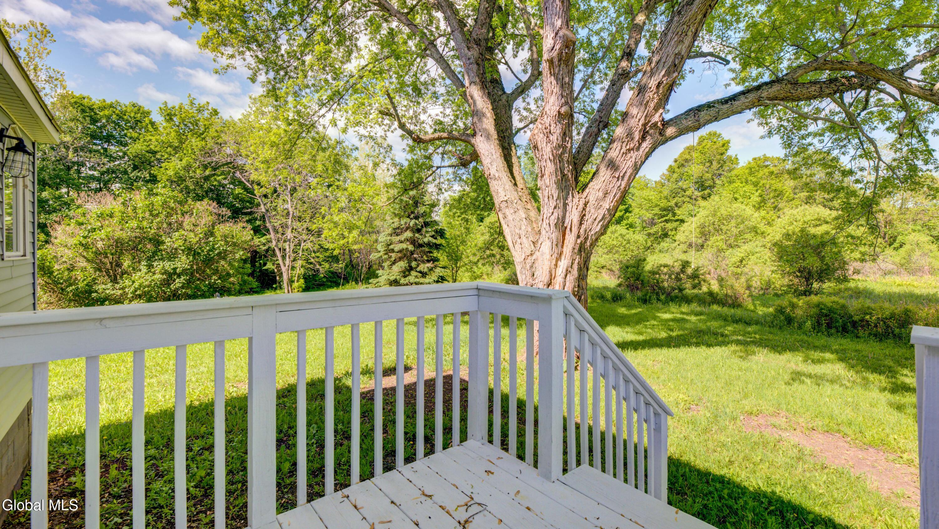 866 Old Sharon Road Canajoharie NY 13317