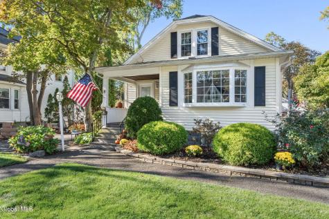 8 Plymouth Avenue Delmar NY 12054