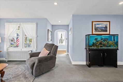 8 Plymouth Avenue Delmar NY 12054
