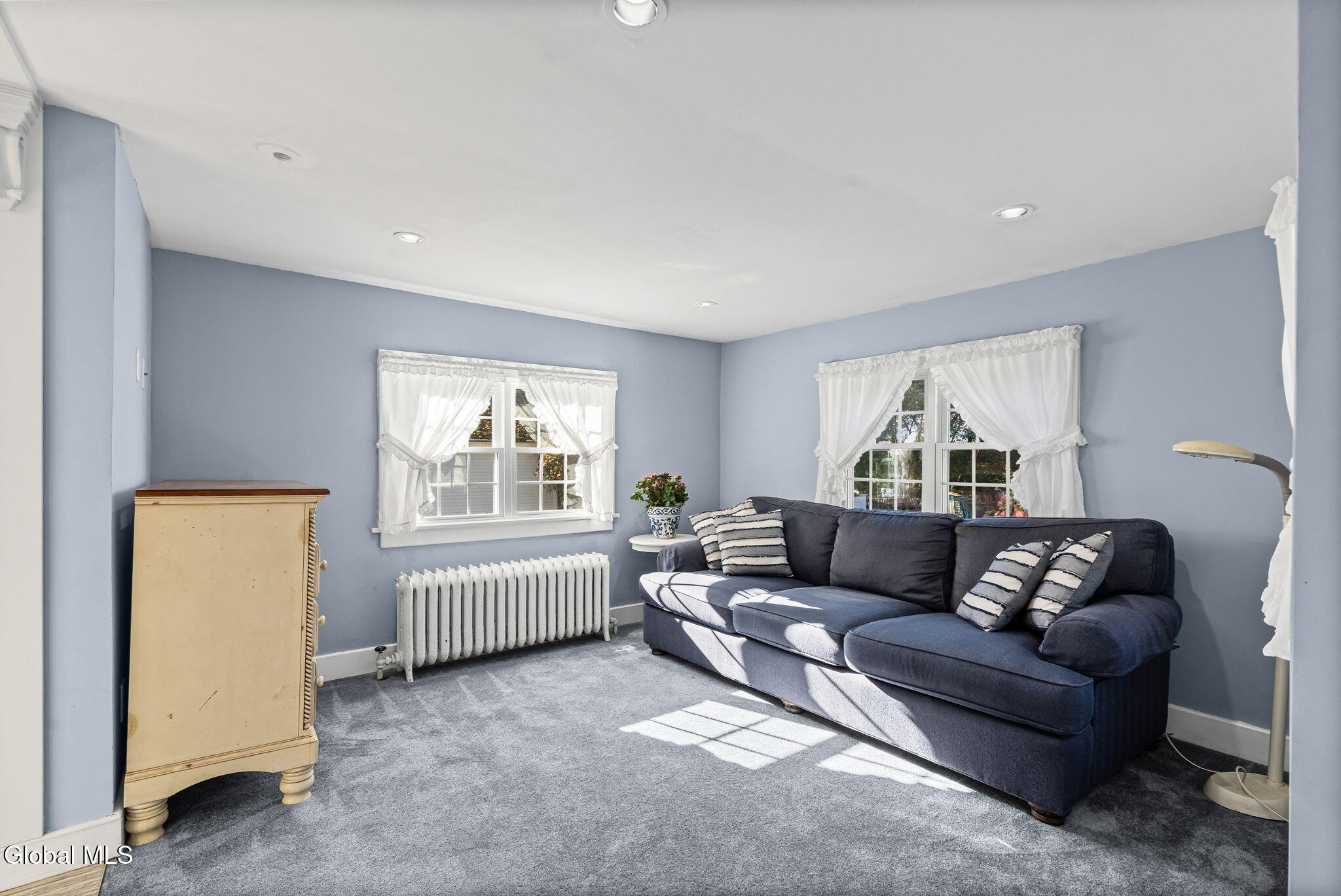 8 Plymouth Avenue Delmar NY 12054