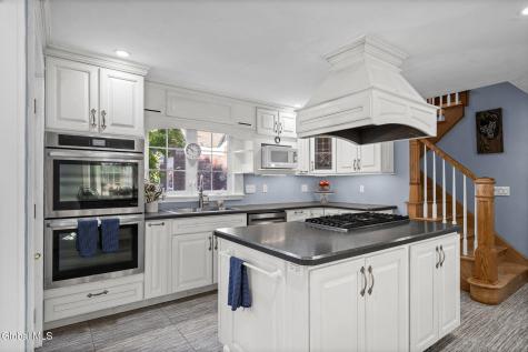 8 Plymouth Avenue Delmar NY 12054