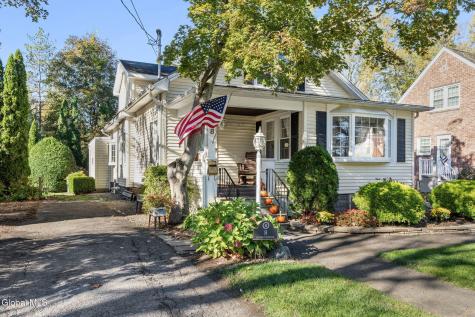 8 Plymouth Avenue Delmar NY 12054