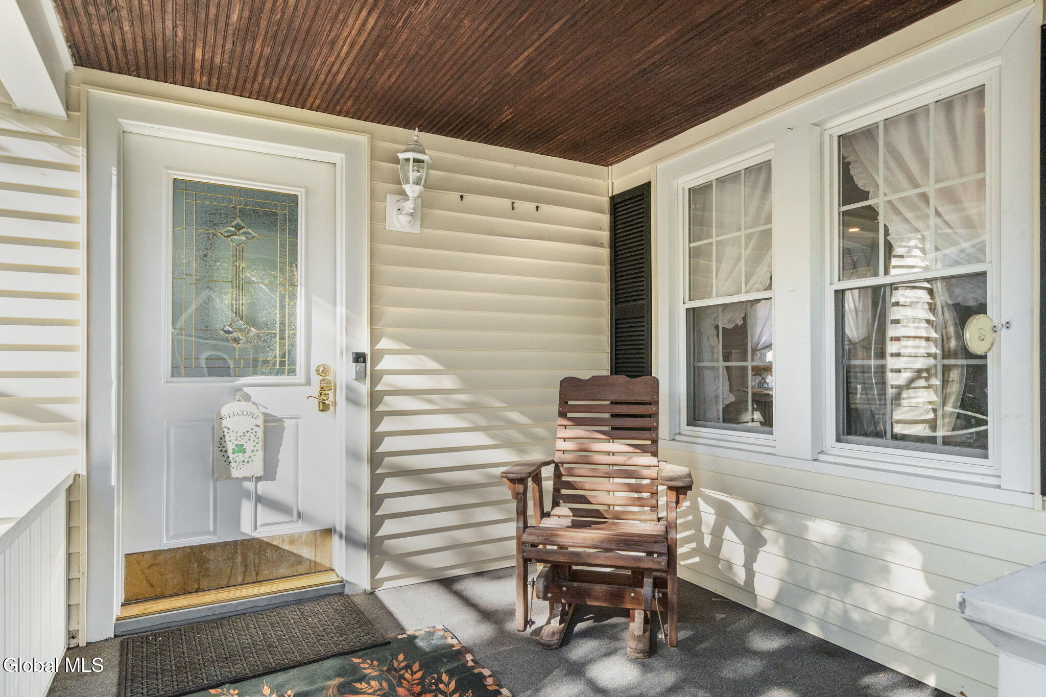 8 Plymouth Avenue Delmar NY 12054