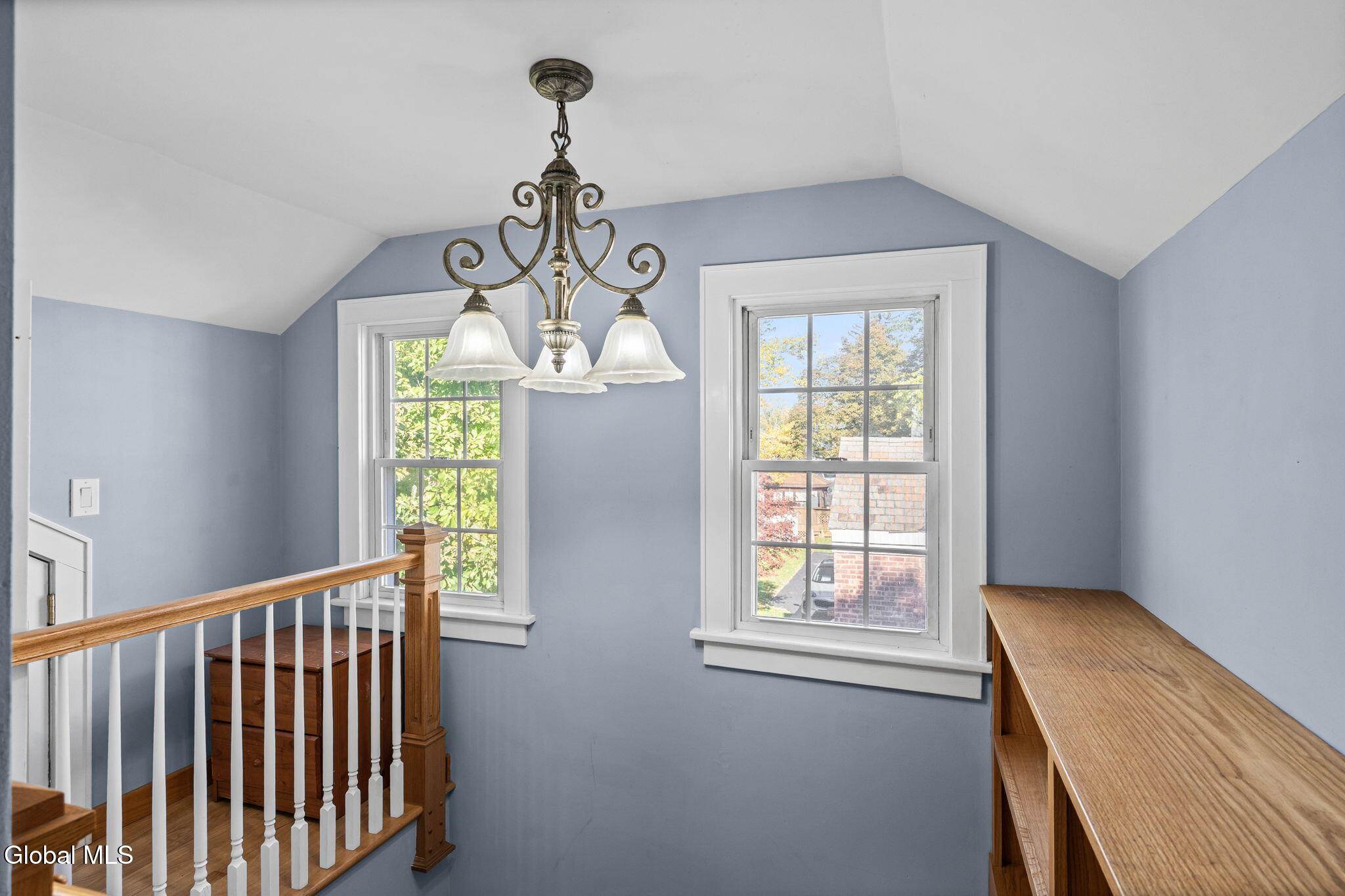 8 Plymouth Avenue Delmar NY 12054