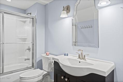 8 Plymouth Avenue Delmar NY 12054