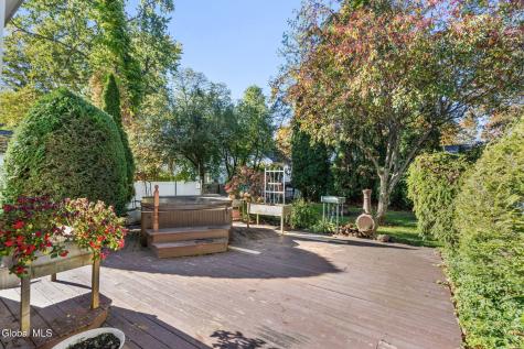 8 Plymouth Avenue Delmar NY 12054