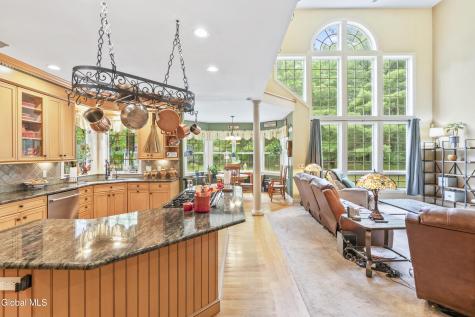 31 Briarhurst Drive Gansevoort NY 12831