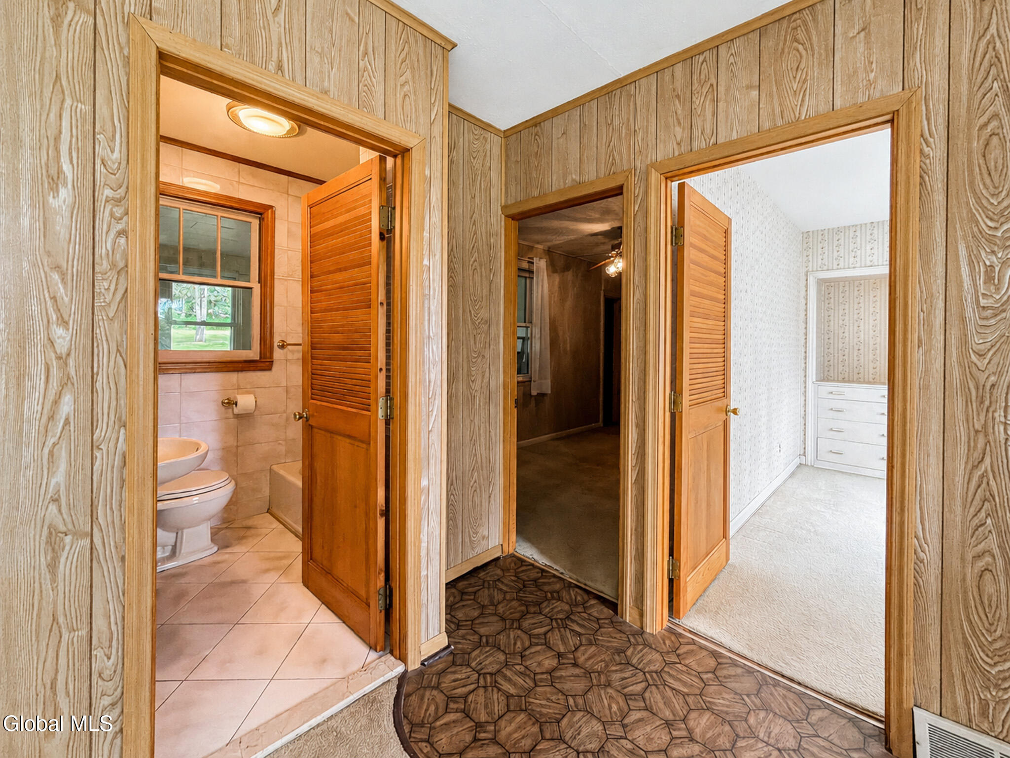 5658 New York 81 Greenville NY 12083