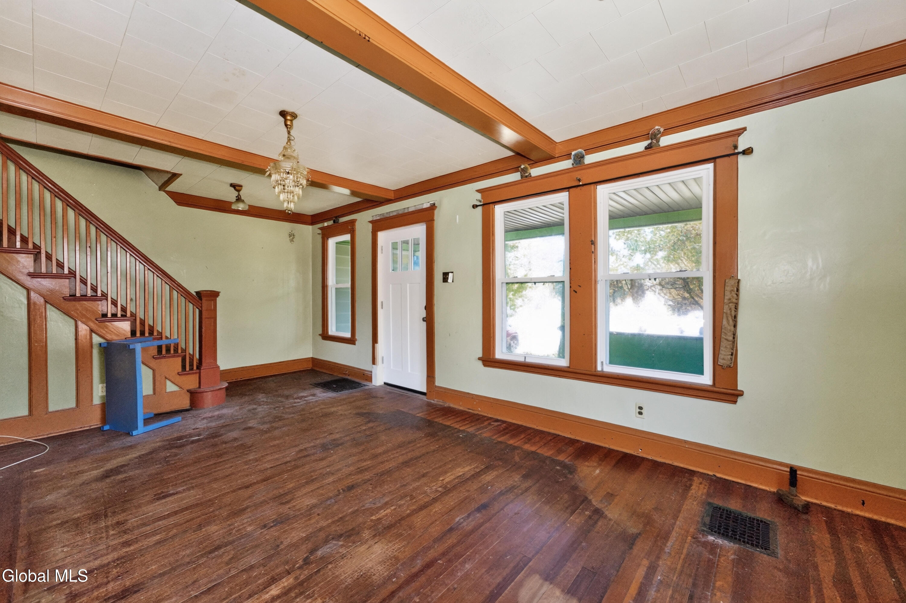 2437 Van Vranken Avenue Schenectady NY 12308