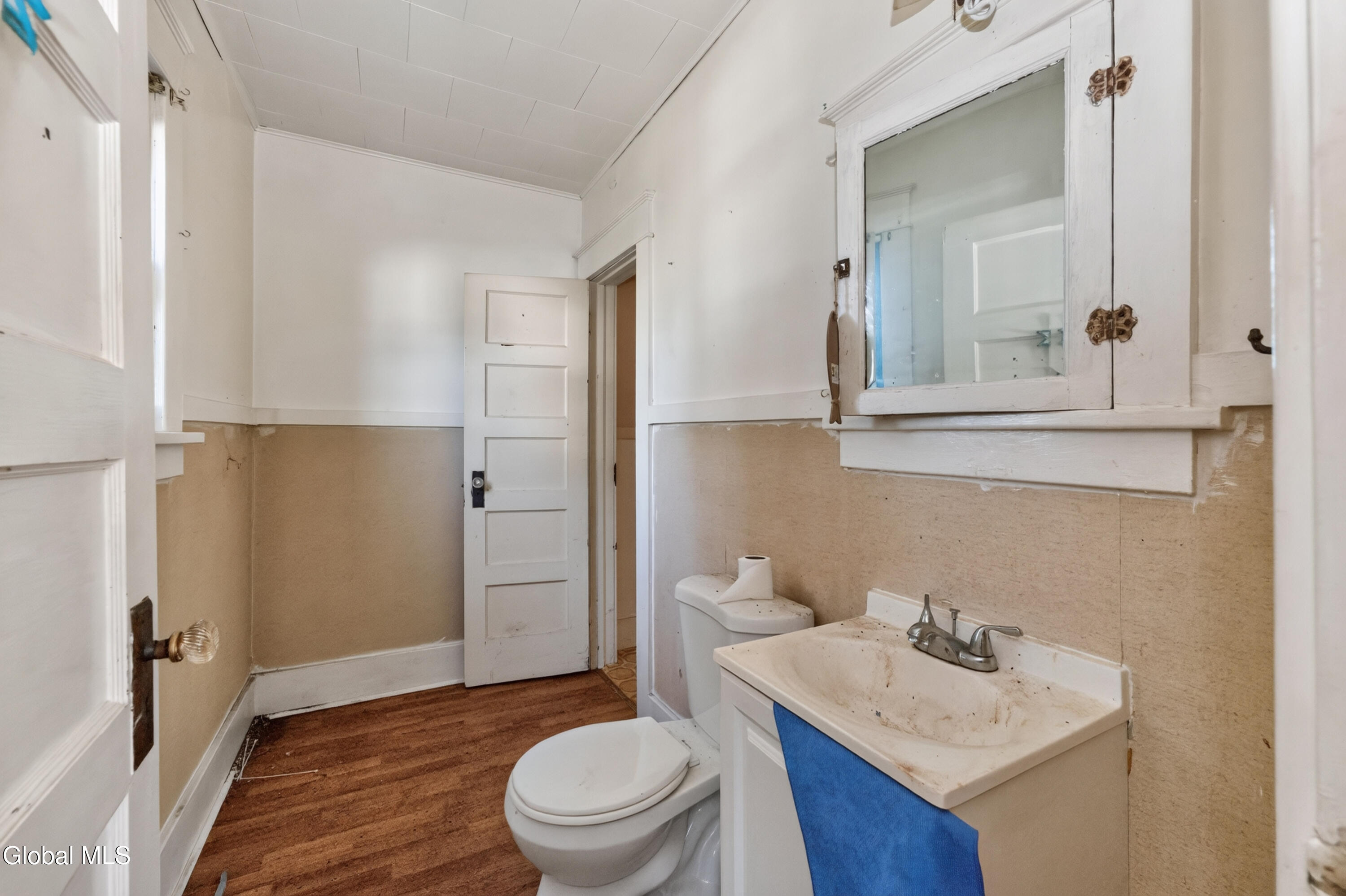 2437 Van Vranken Avenue Schenectady NY 12308