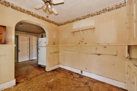 2437 Van Vranken Avenue Schenectady NY 12308