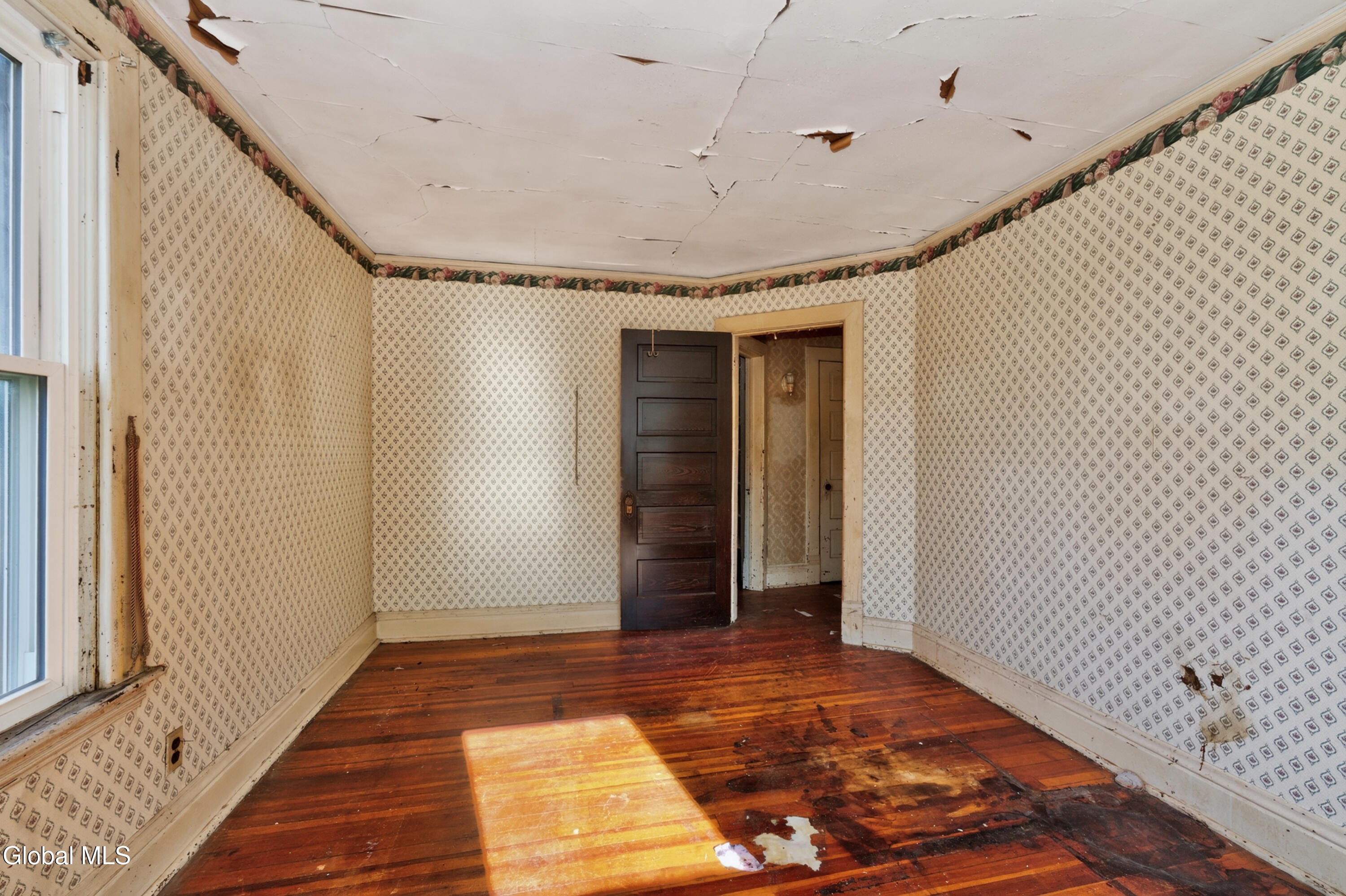 2437 Van Vranken Avenue Schenectady NY 12308
