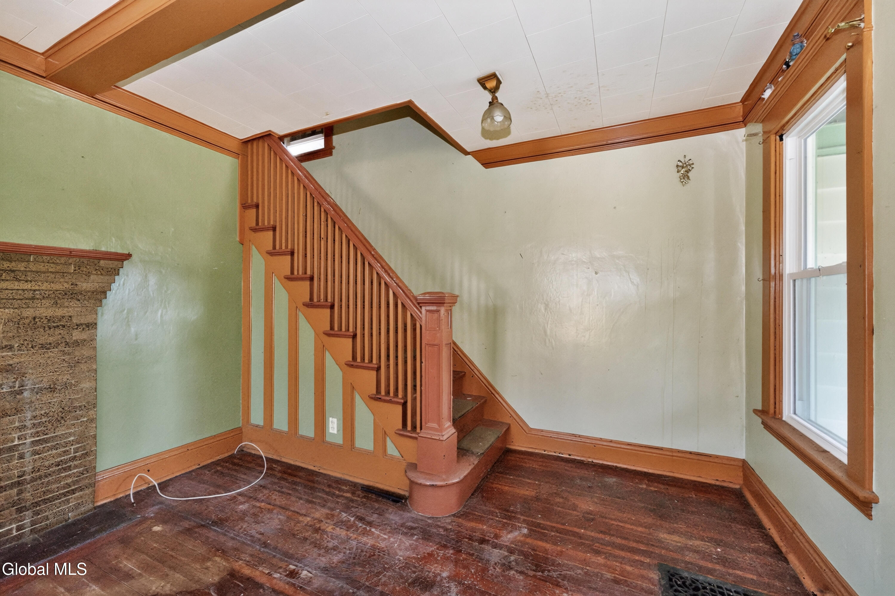 2437 Van Vranken Avenue Schenectady NY 12308
